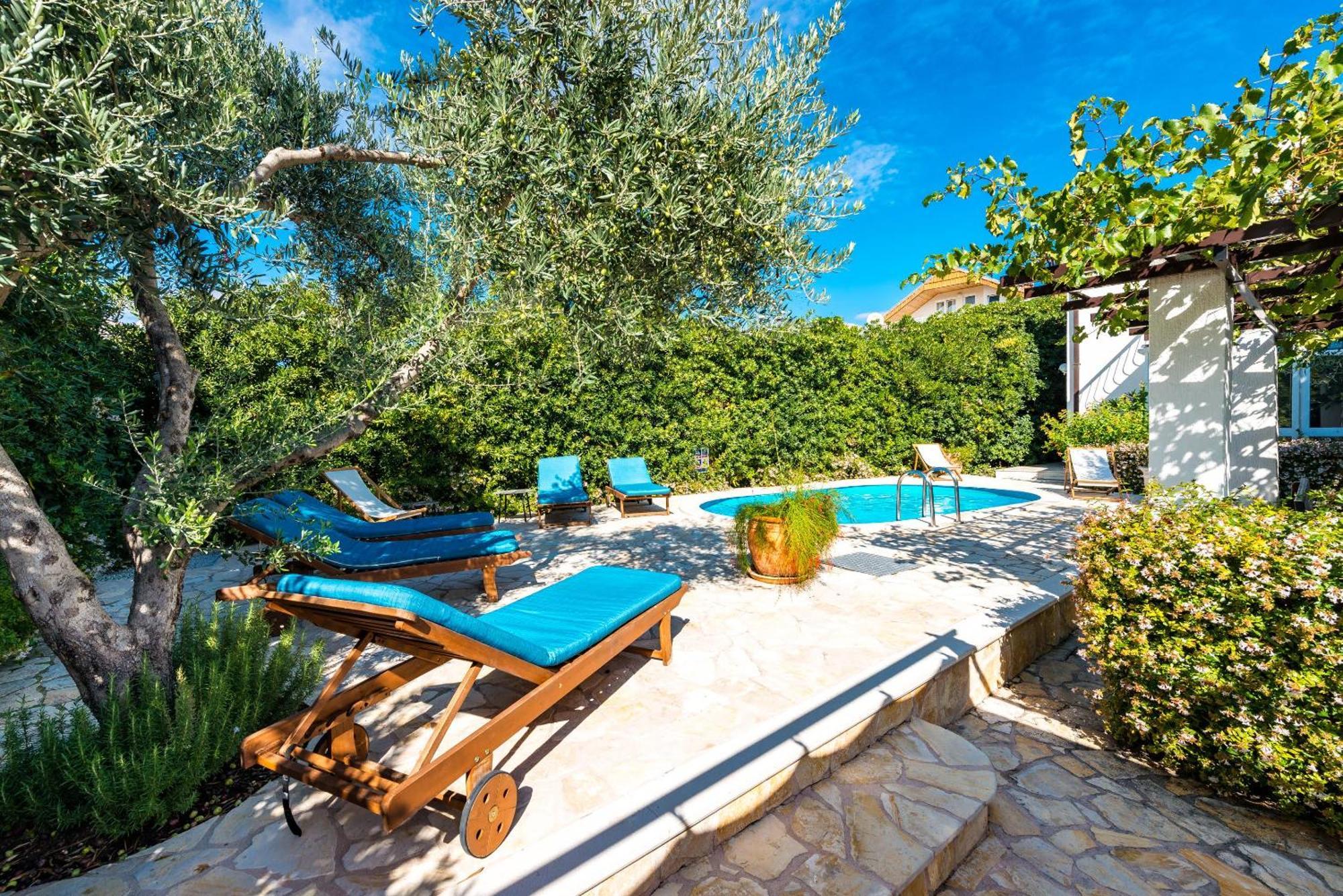 Villa Piano 米利尼 外观 照片